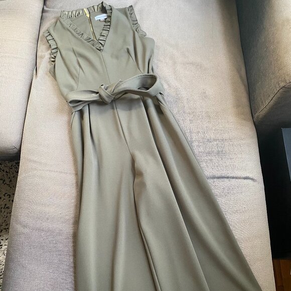 Calvin Klein Women's Sleeveless Ruffle-Trim Cropped Jumpsuit - Picture 2 of 10